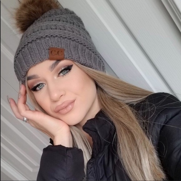 COPY - 2 CC POM STYLE BEANIES - Picture 6 of 9